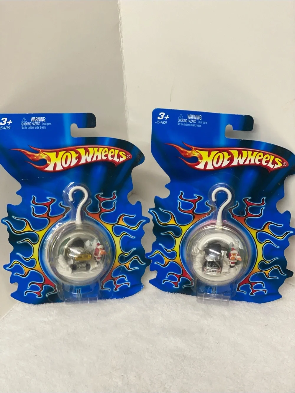 Hot Wheels 2005 Happy Holidays Christmas Ornaments Lot of 2 Truck & Car Collect